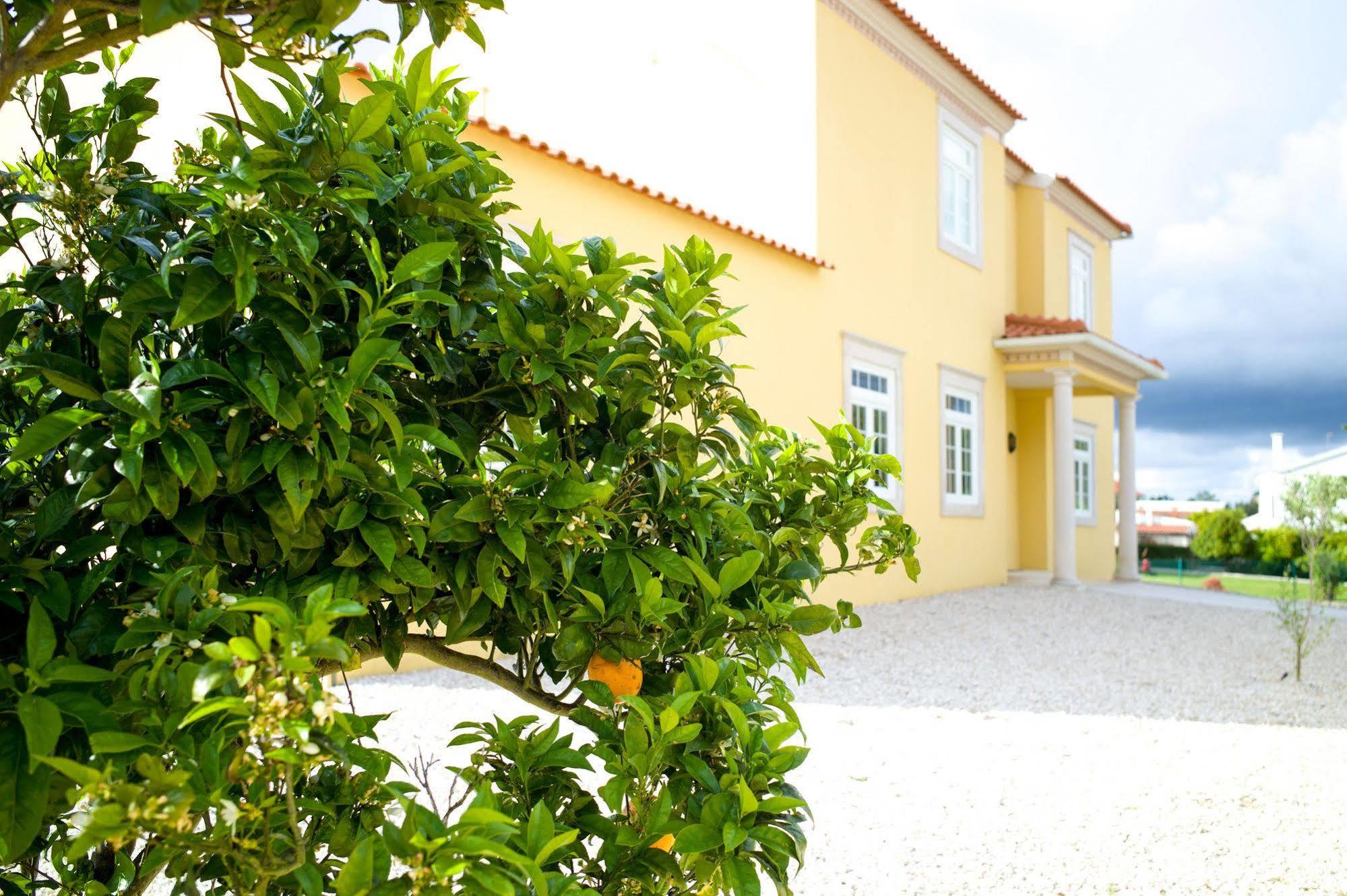 Casa Pedra Nobre Bed & Breakfast Nadadouro Exterior photo