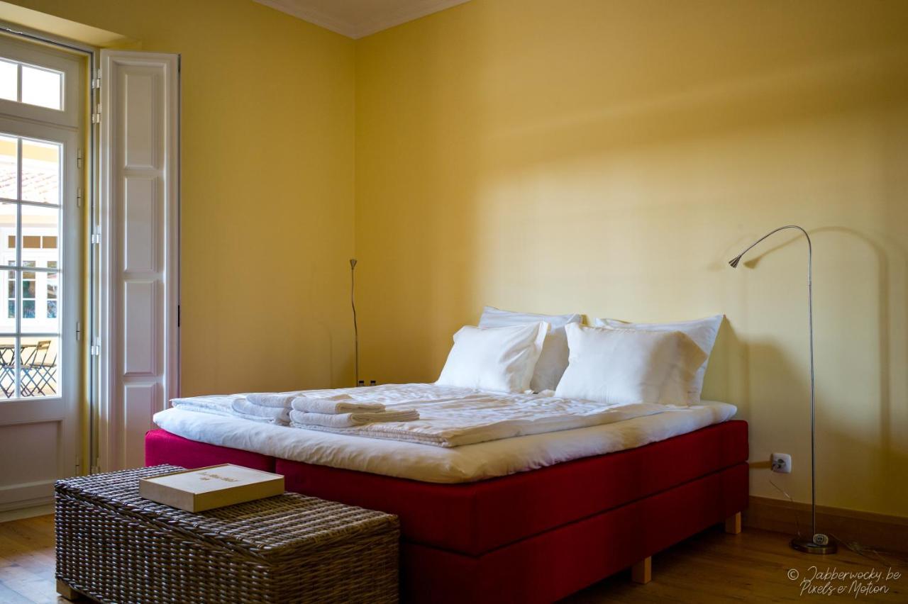 Casa Pedra Nobre Bed & Breakfast Nadadouro Exterior photo